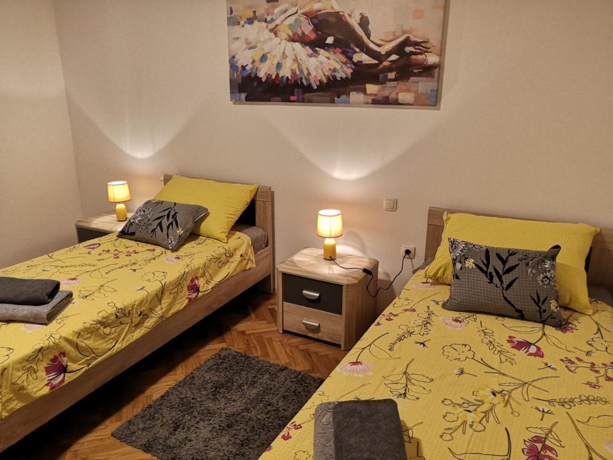 Appartement Eugenia à Pula Extérieur photo
