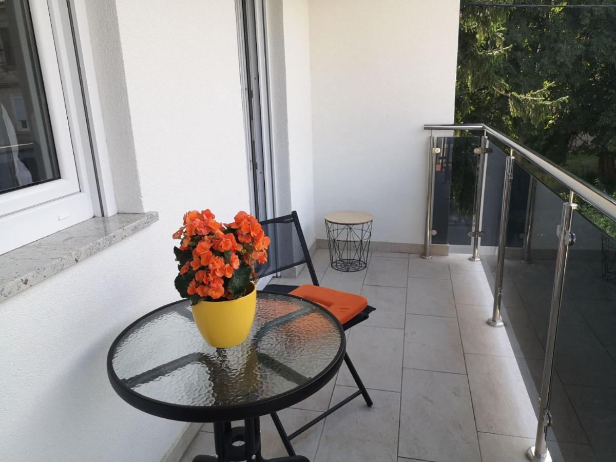 Appartement Eugenia à Pula Extérieur photo